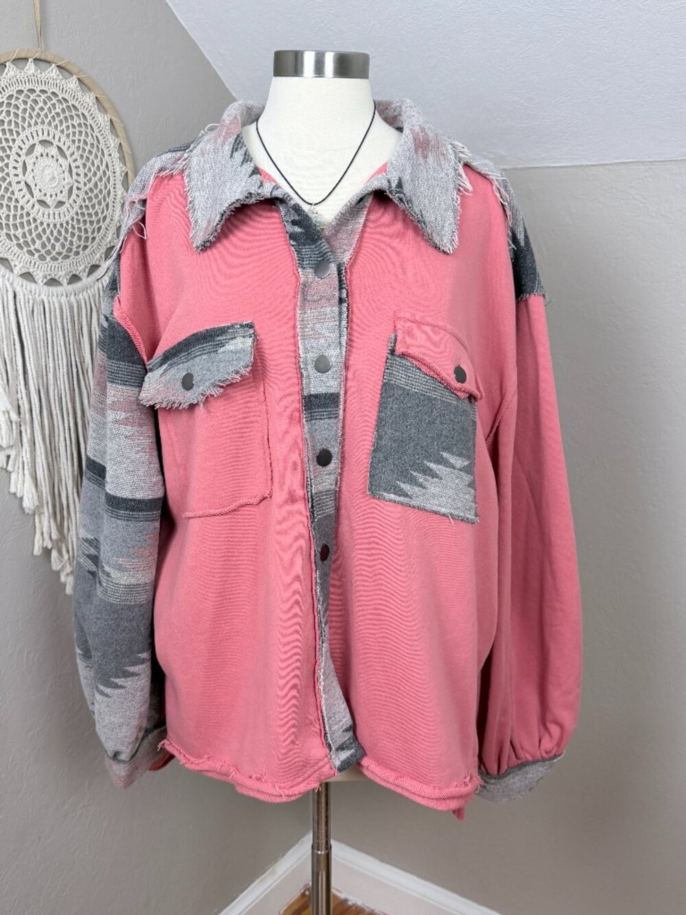 POL Pink Aztec Colorblock Long Sleeve Button Down Shirt Jacket Size L